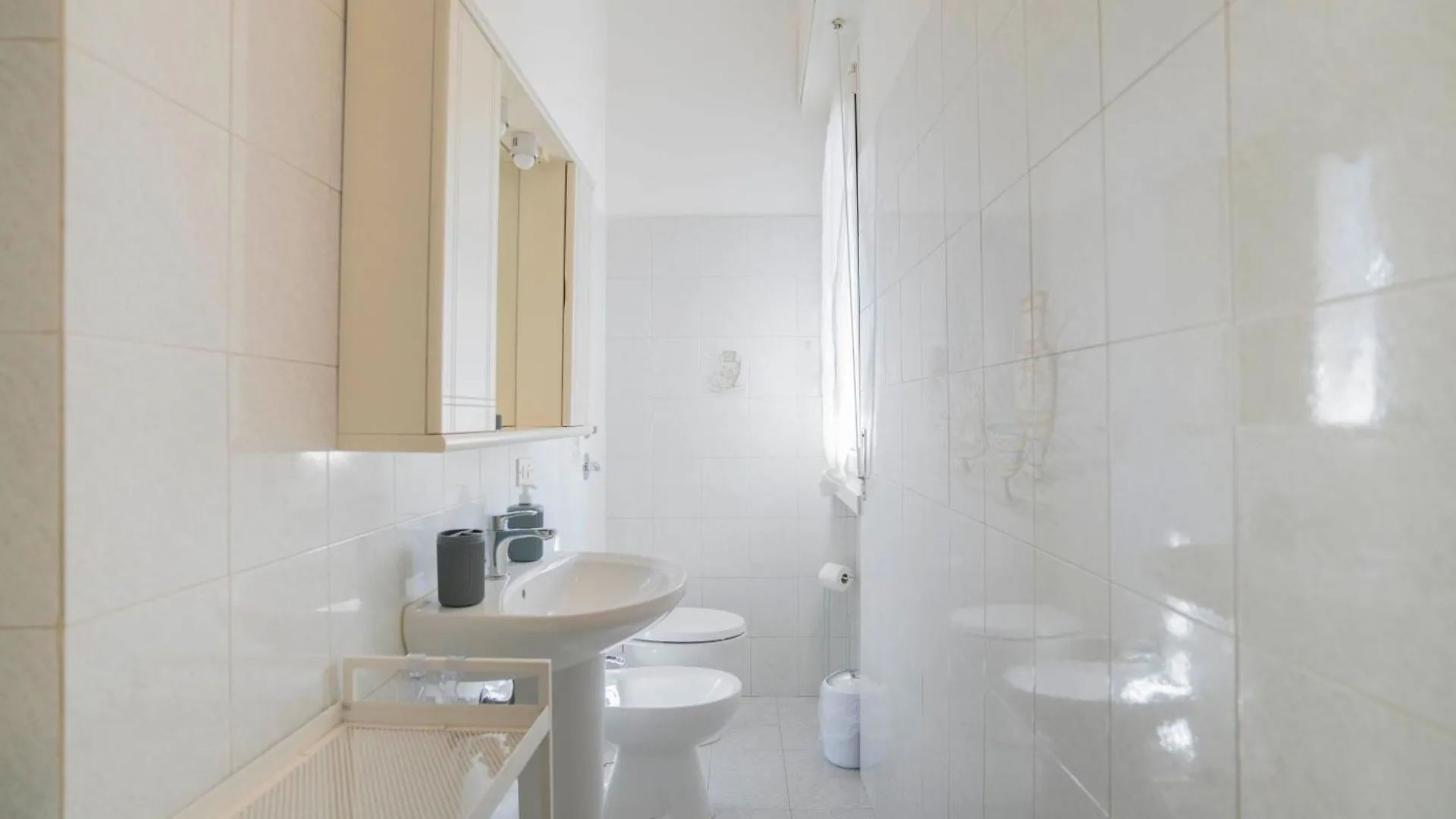 Appartamento Ale E-Commerce Holiday Home Buccinasco
