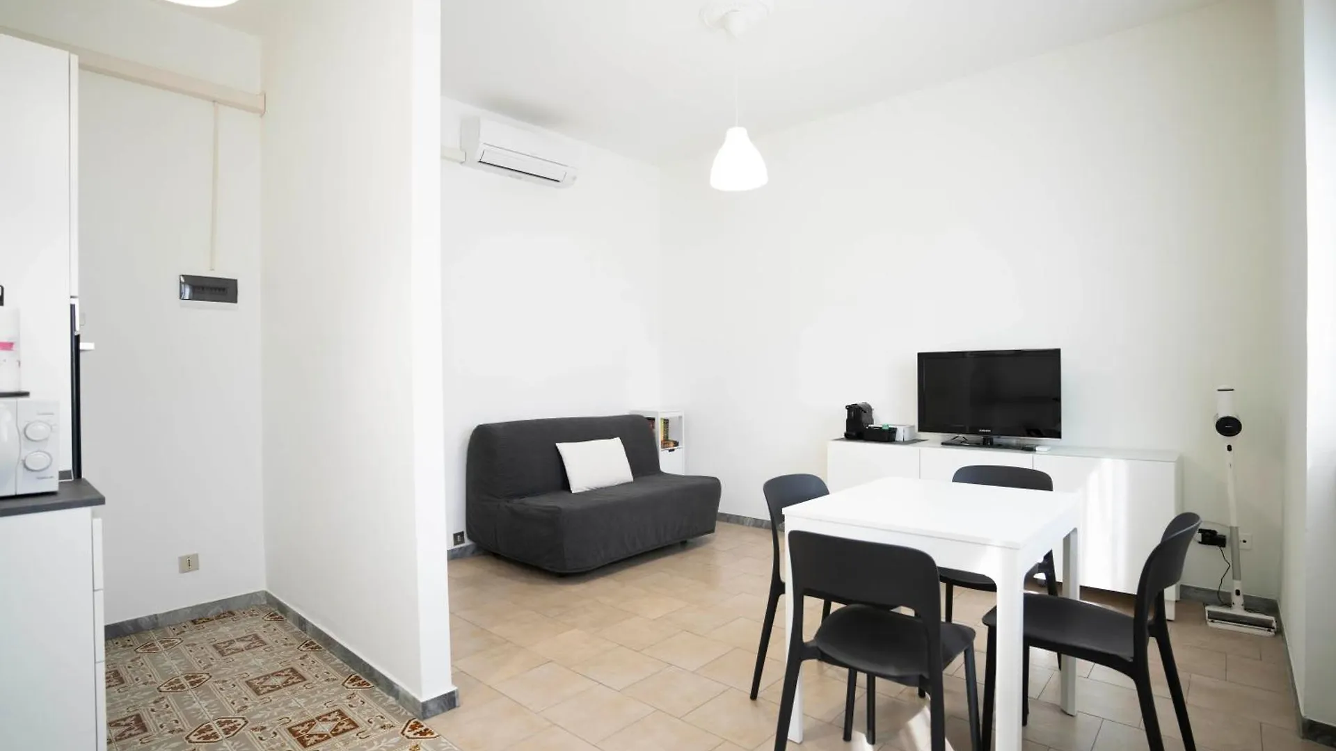 Ale E-Commerce Holiday Home Buccinasco Apartment